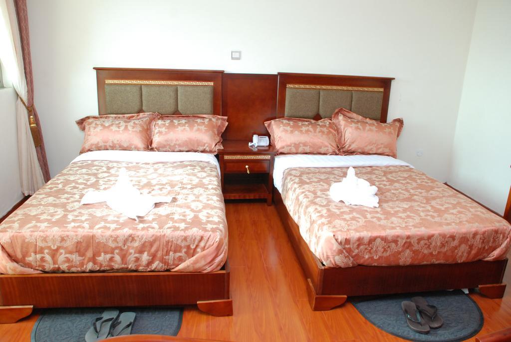 Addis Amba Hotel Bahir Dar Rum bild