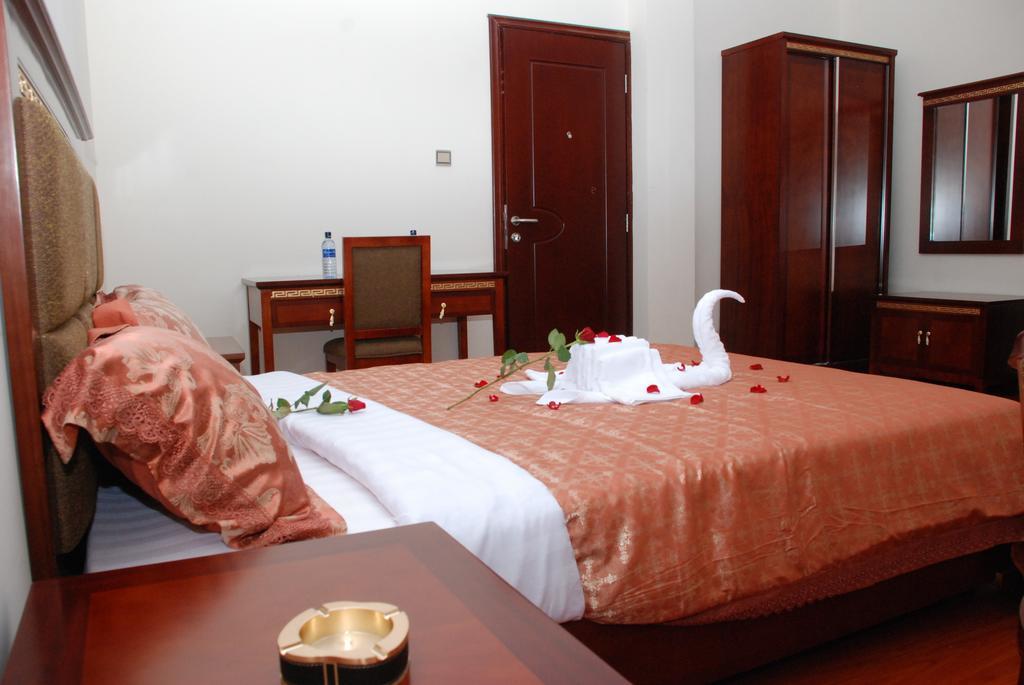 Addis Amba Hotel Bahir Dar Exteriör bild