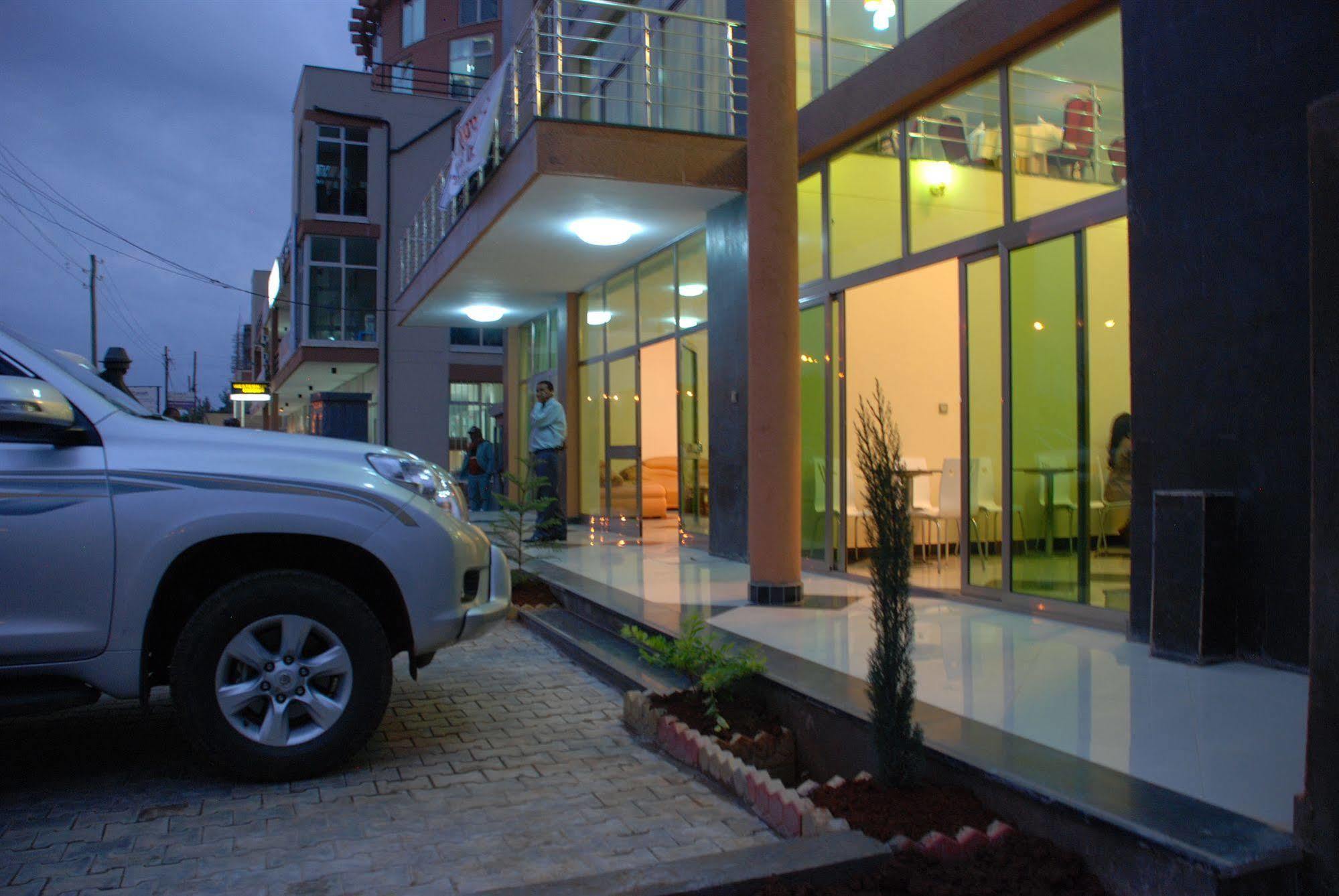 Addis Amba Hotel Bahir Dar Exteriör bild